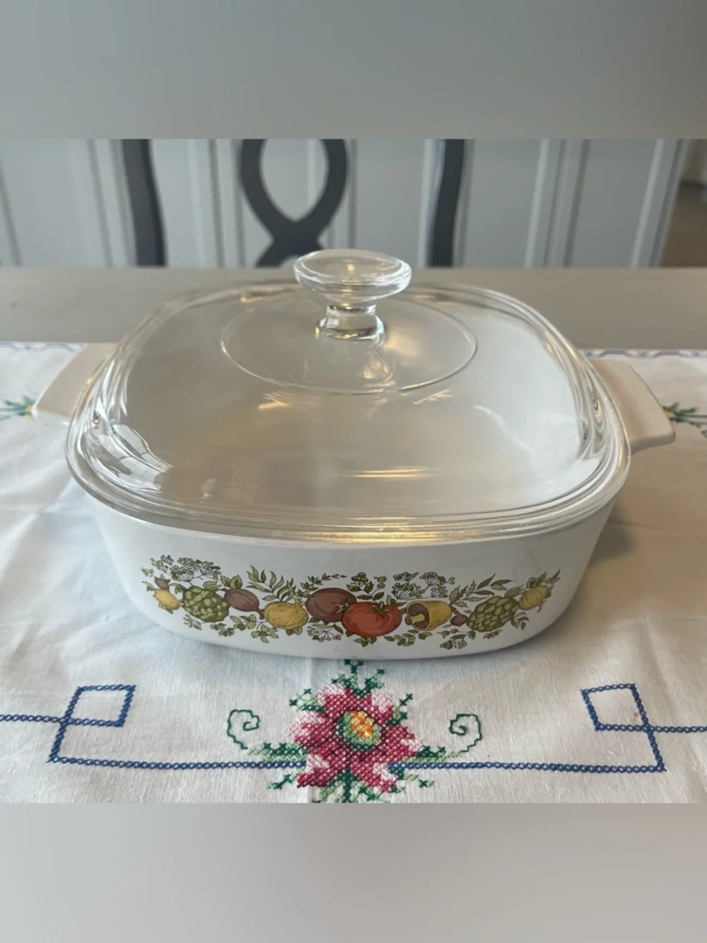 Retro 1970’s Corningware Spice of Life Large Casserole Dish with Lid - Picture 2 of 6
